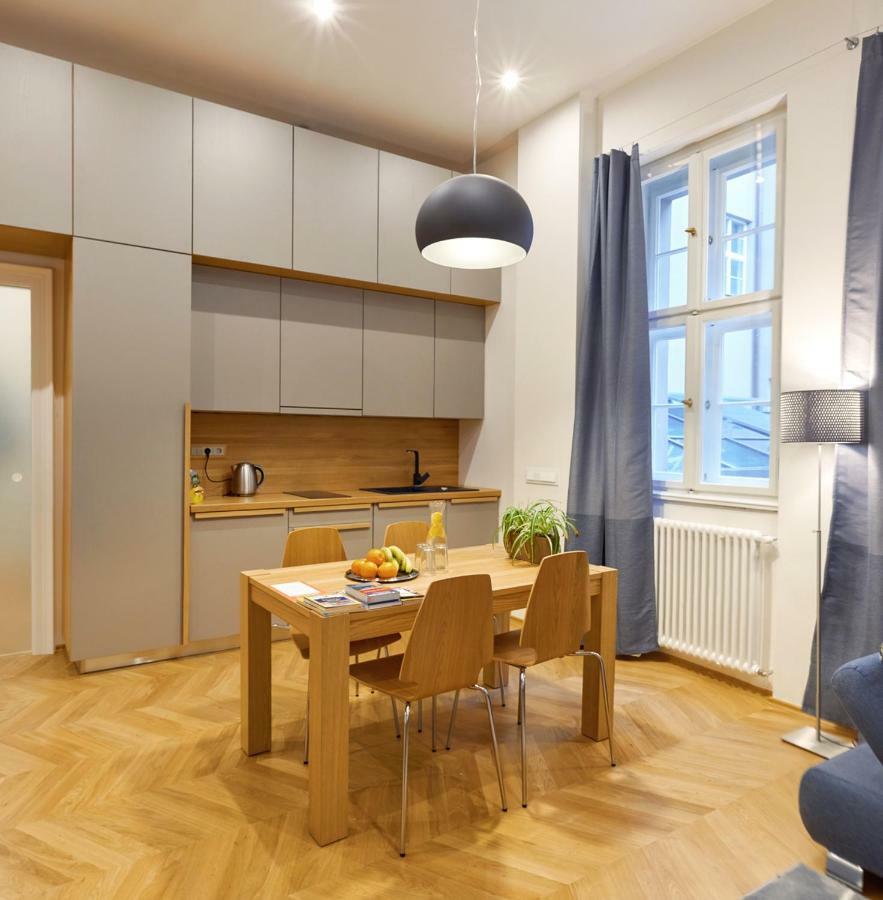 Palace Dlouha Apartments - Old Town Prague Ngoại thất bức ảnh